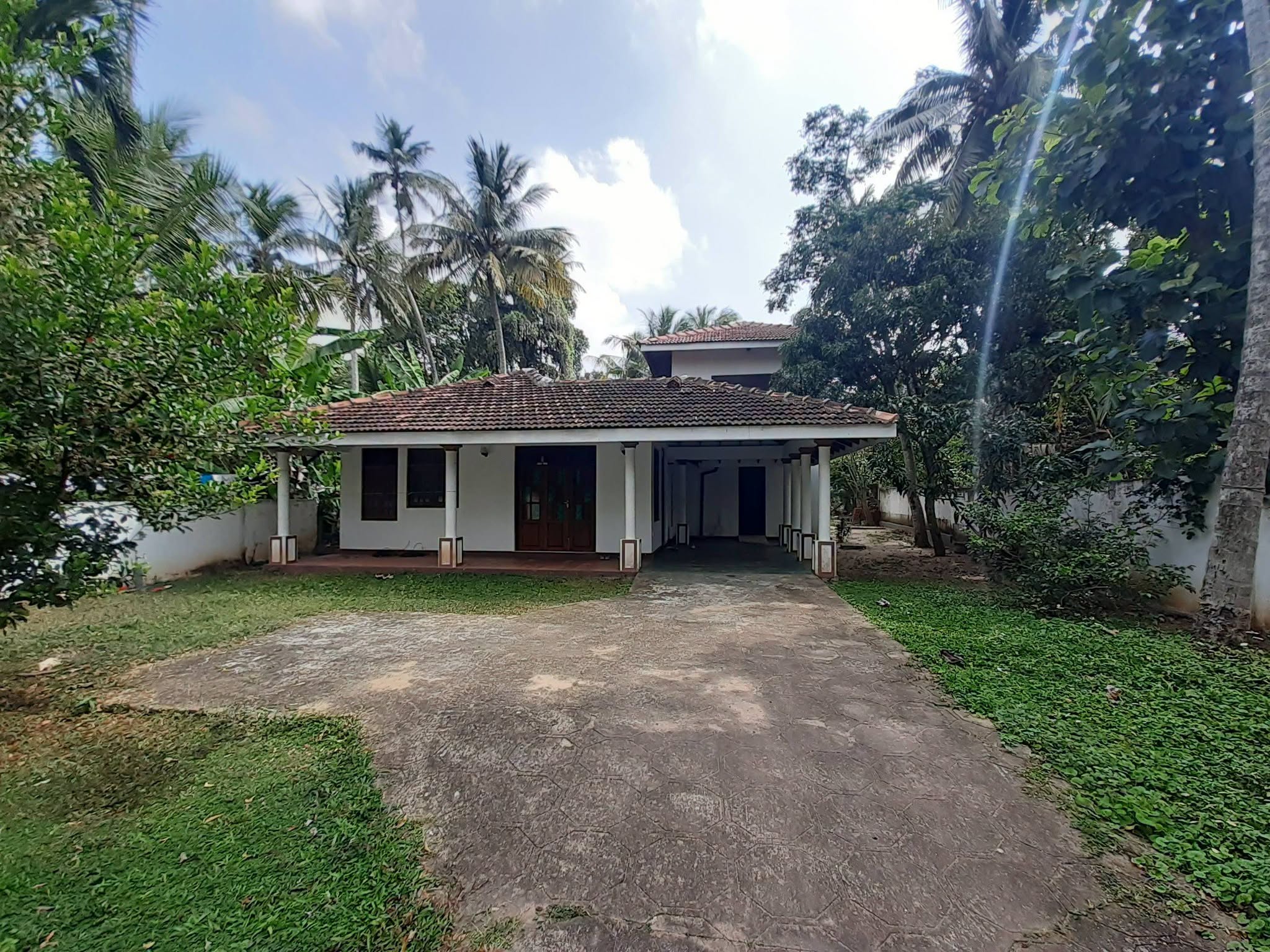 කටුනේරියෙන් පර්චස් 40ක නිවසක් ඉක්මනින් විකිණීමට ඇත!