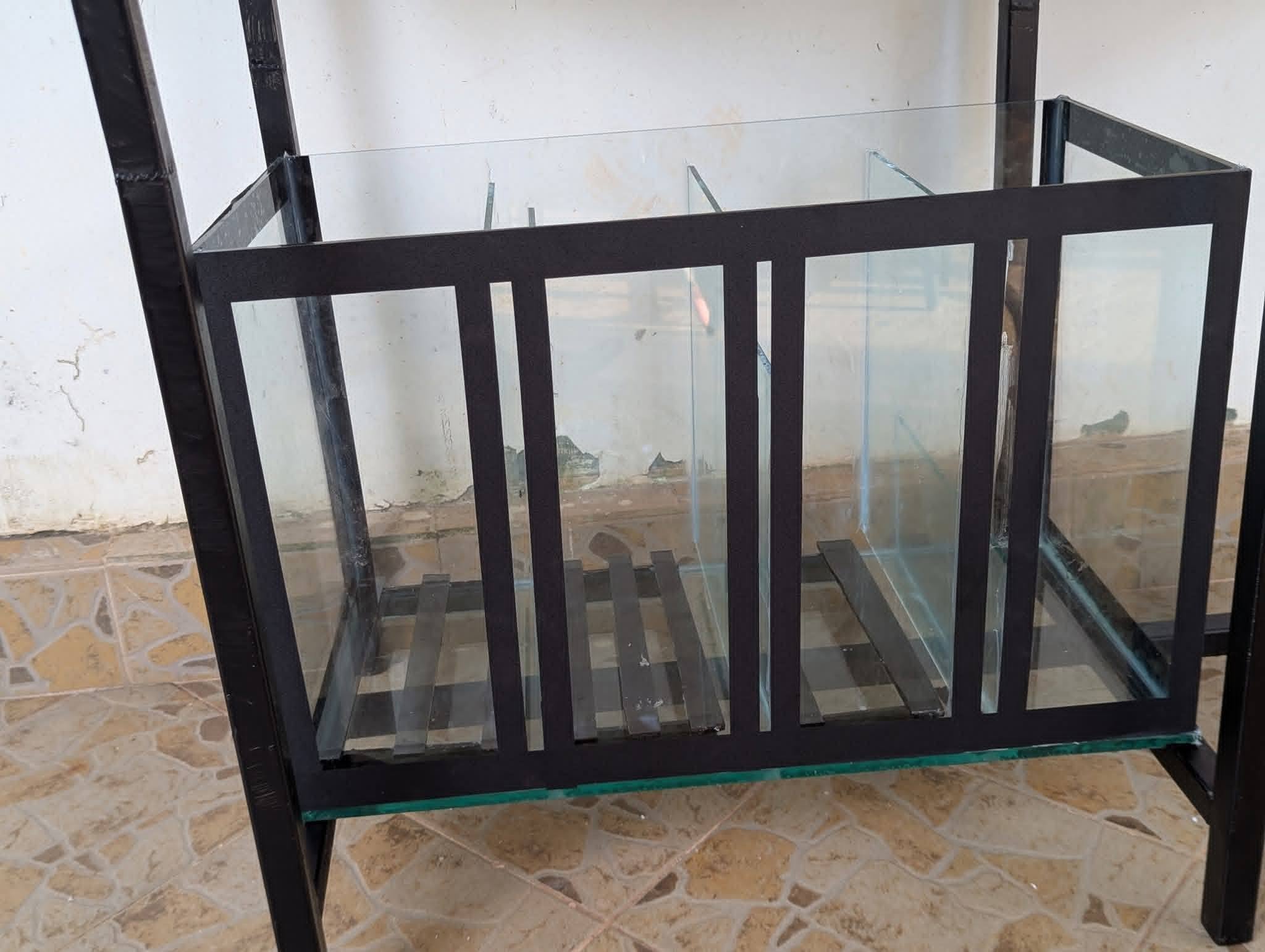 ඉක්මනින් විකිණීමට ඇත! Complete Fish Tank Set