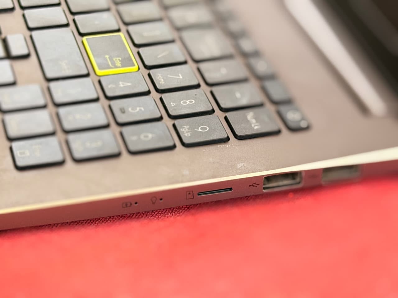 ASUS VivoBook X521EQ – FOR SALE