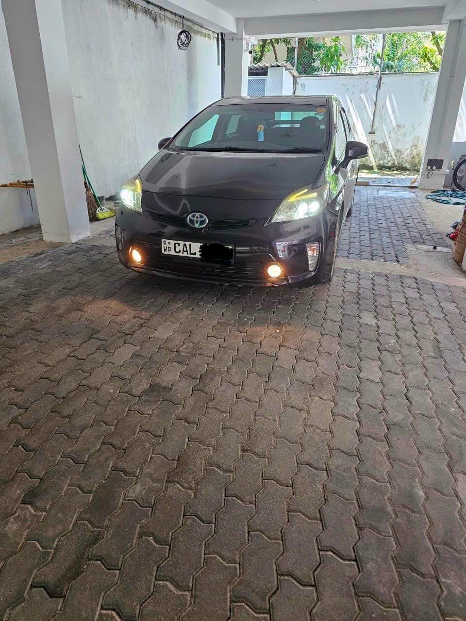 Toyota Prius – 3rd Generation | S Touring