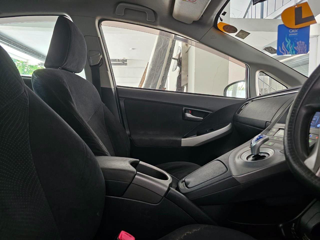 Toyota Prius – 3rd Generation | S Touring