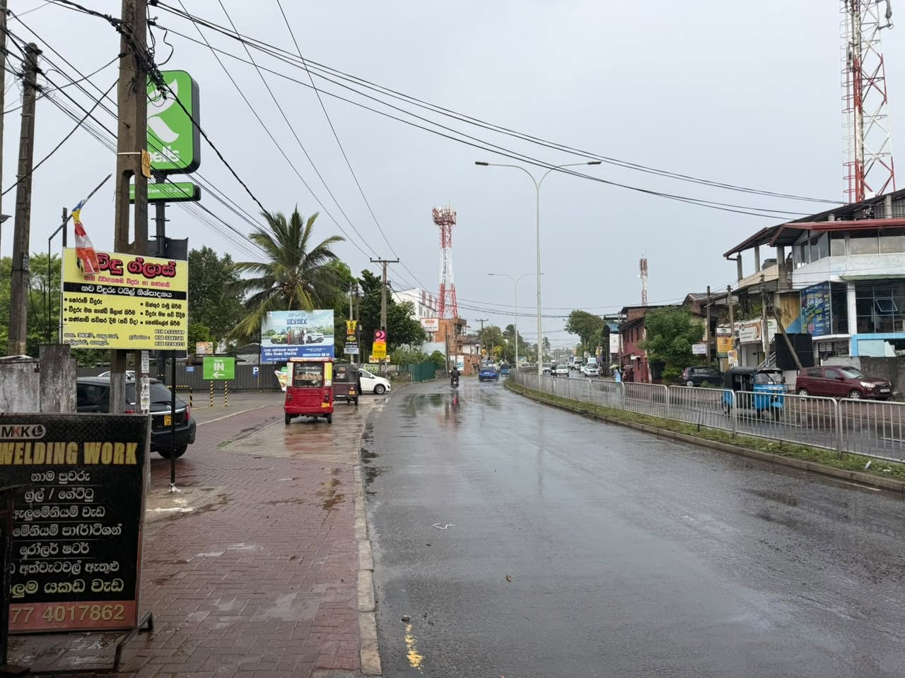 පානදුර ගාලු පාරටම මුහුණලා ඉඩම + නිවස + කඩ කාමරයක්!