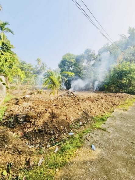 කලුතර දිස්ත්‍රික්කය පයාගල පොතුවිල ප්‍රදේශයෙන් ගාලු පාරට ආසන්නව පර්චස් 15 ක වටිනා නේවාසික ඉඩම විකිණීමට.