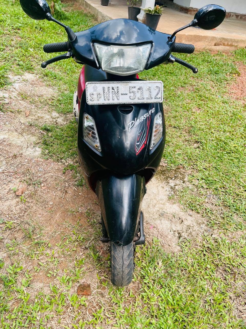 Hero Honda Pleasure Bike