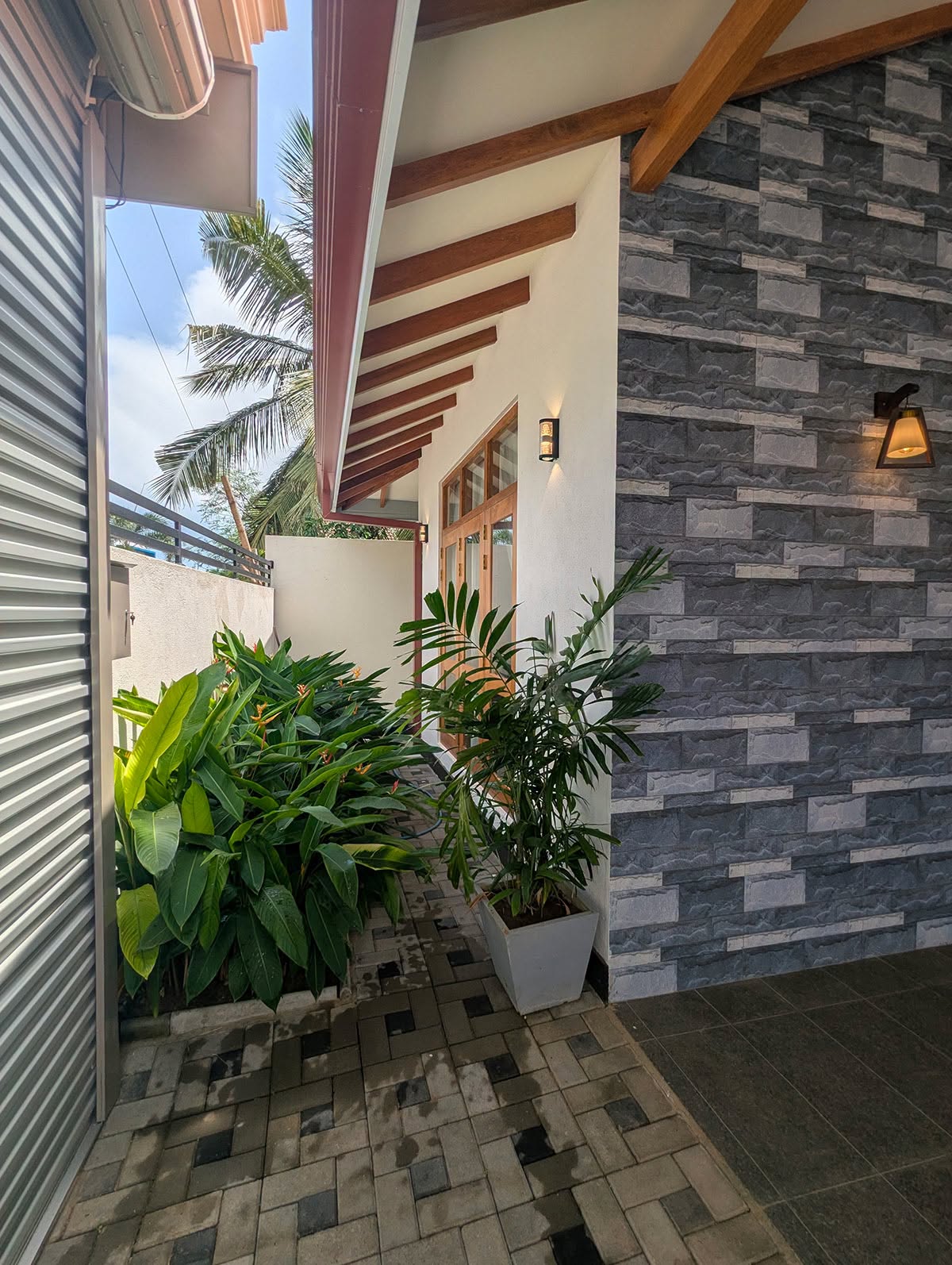 Fully Furnished House FOR SALE