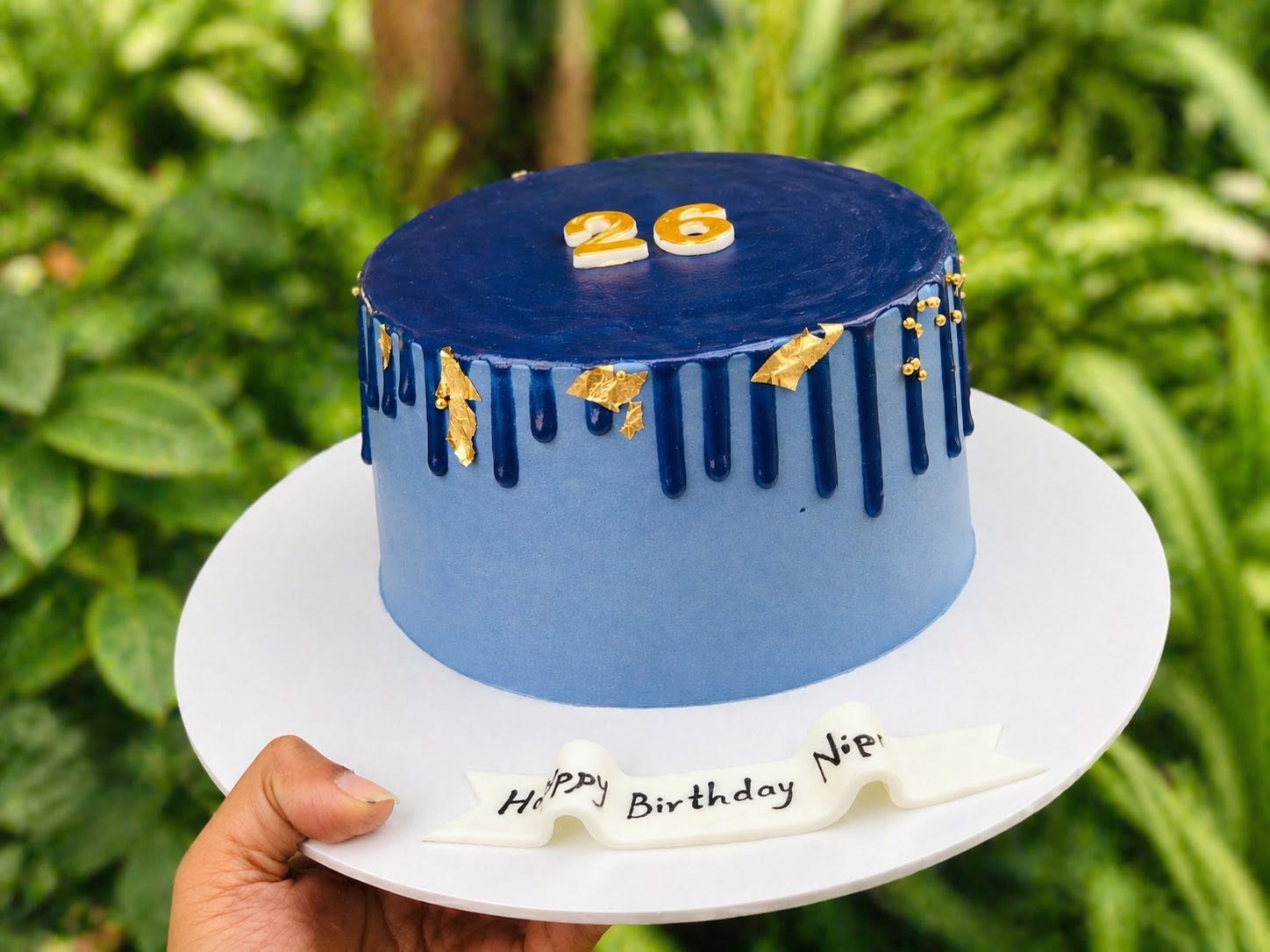 Cake by La Vindry