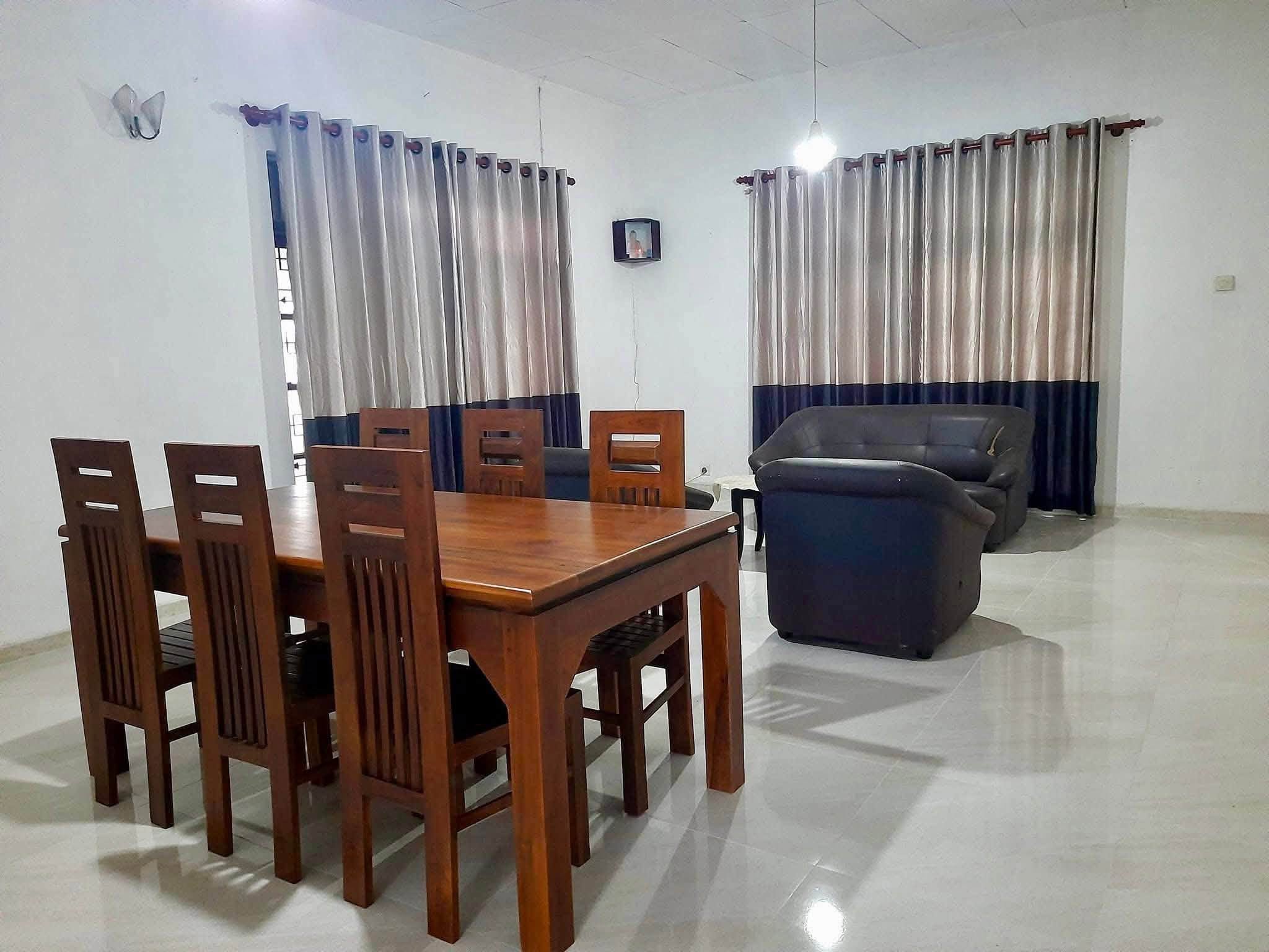House for Rent in Gampaha Ja ela Main Road