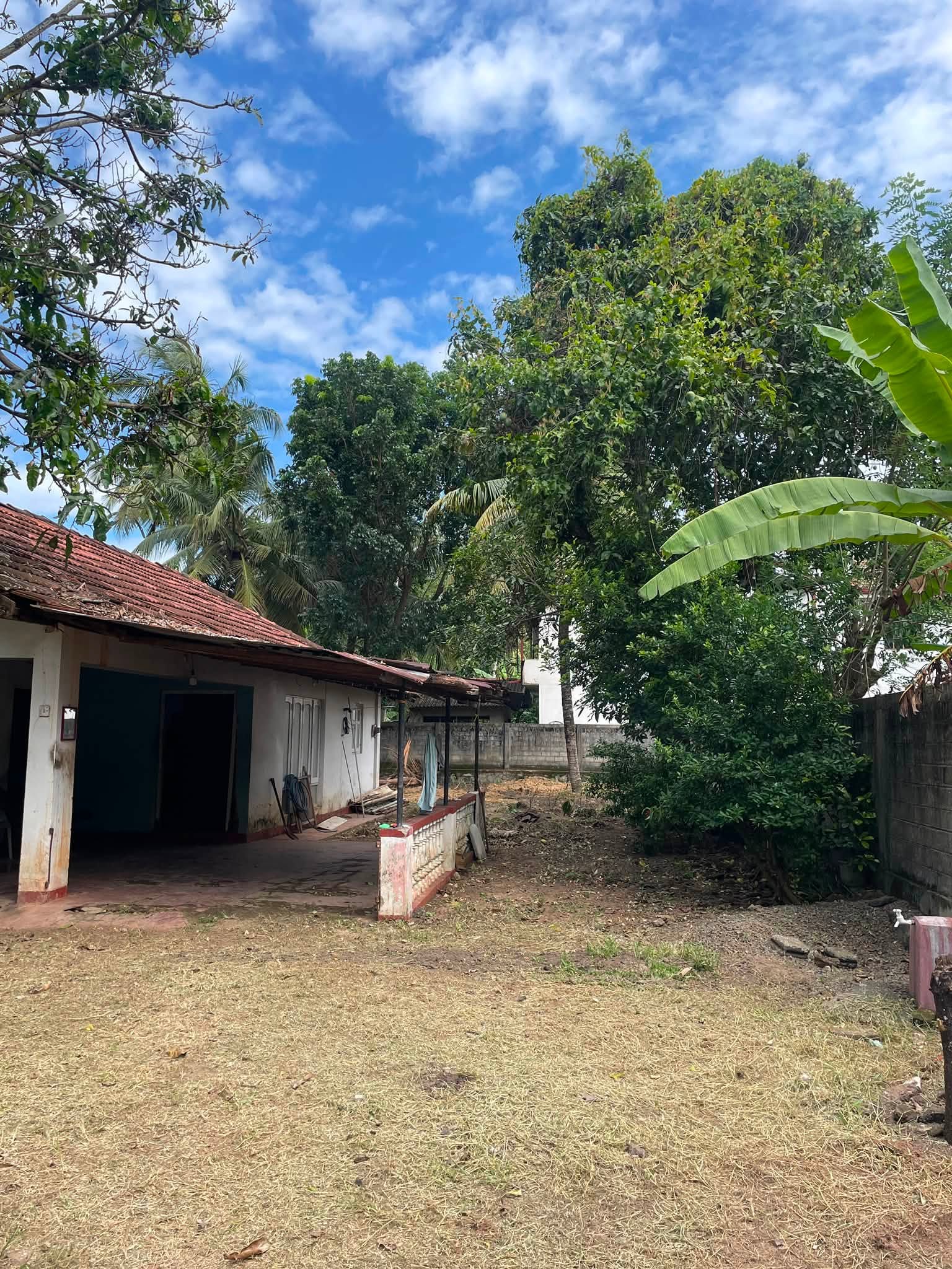 Land for Sale in Daluwakotuwa / Kochcikade- Silversands Rd