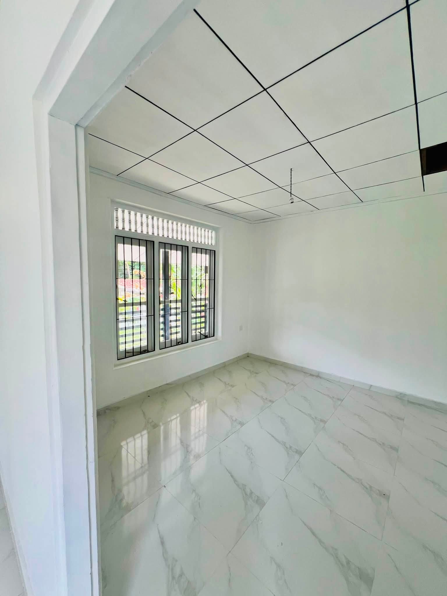 වයික්කාල සින්දාත්‍රිය Junction දෙමහල් නිවසක් FOR RENT