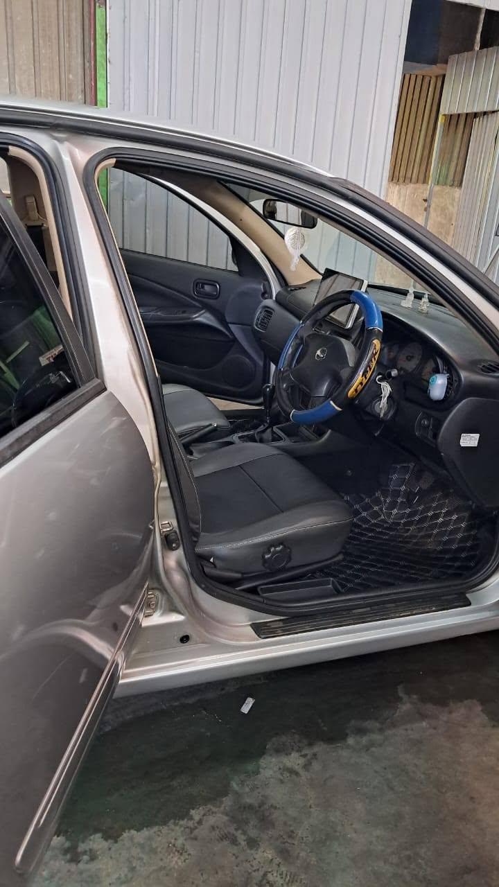 N16 Super Saloon