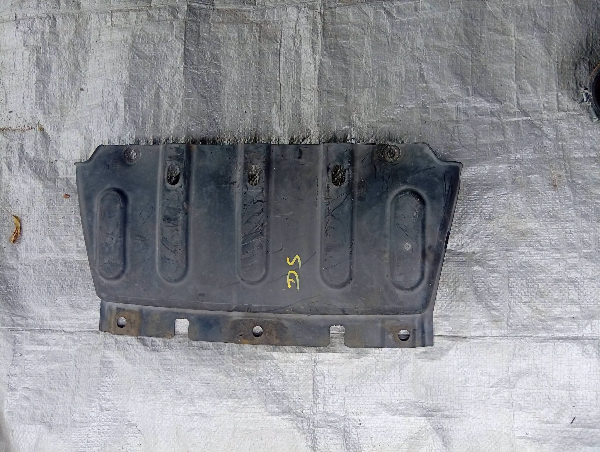 MITSUBISHI SPACE GEAR PARTS.,..