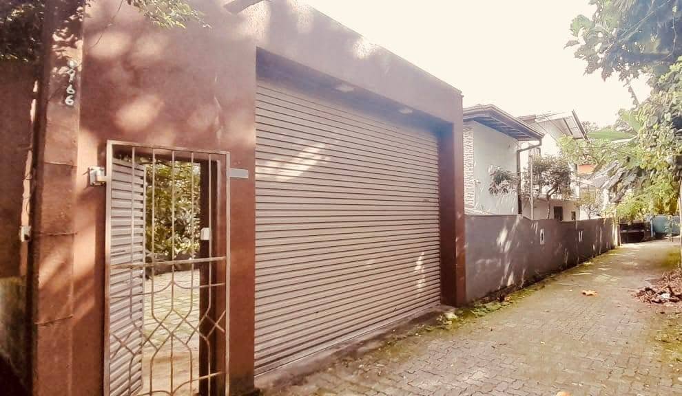 Luxury House for immediate Sale in Piliyandala