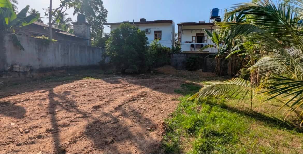 PILIYANDALA. – GANGARAMA ROAD VALUABLE LAND FOR SALE