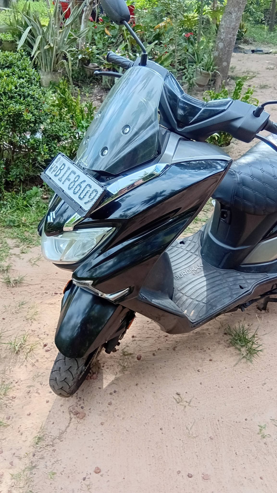 Suzuki burghman 125