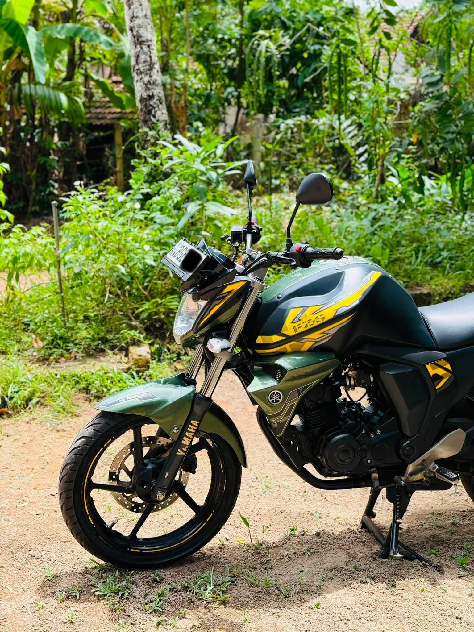 Yamaha FZ V2 