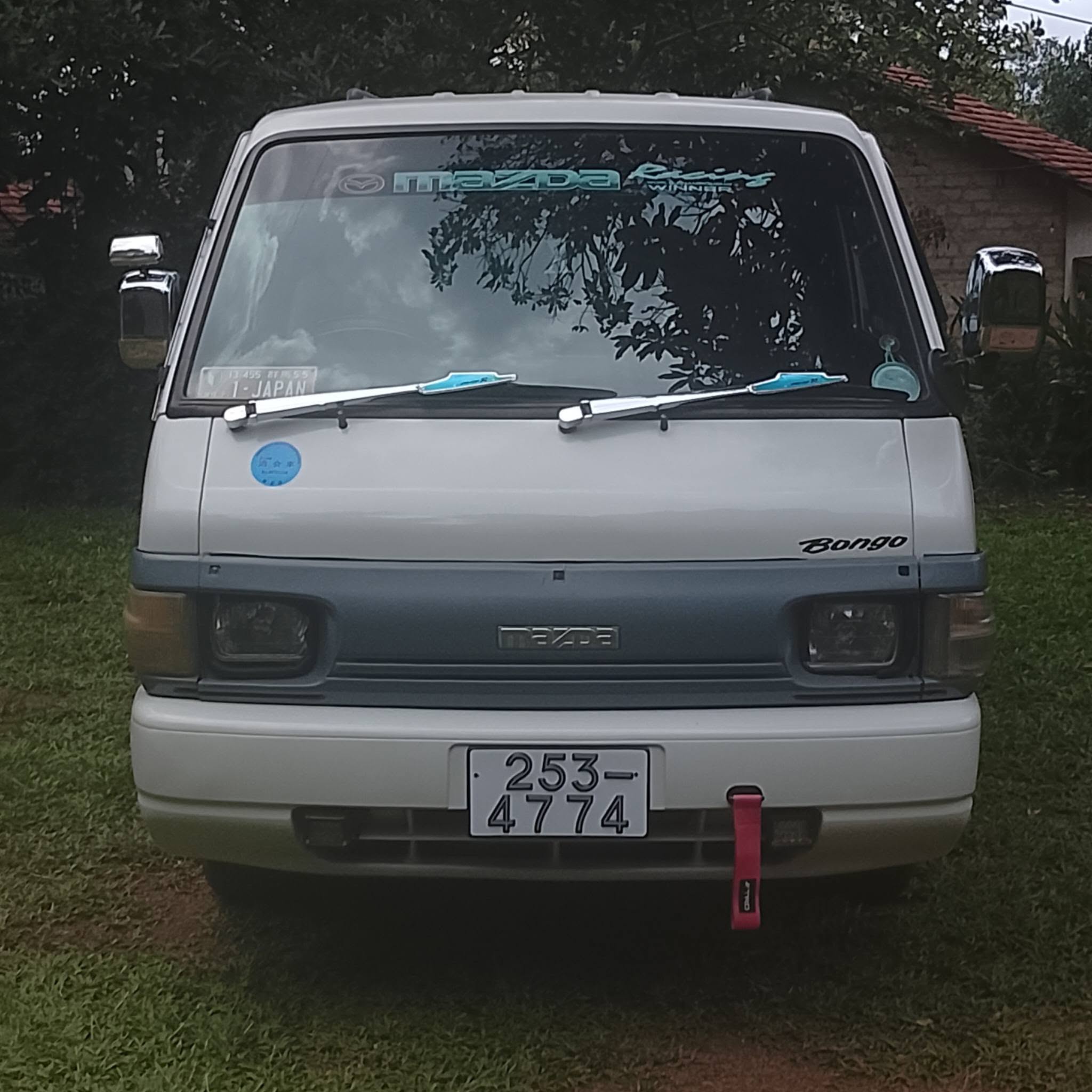 Mazda Bongo – For Sale