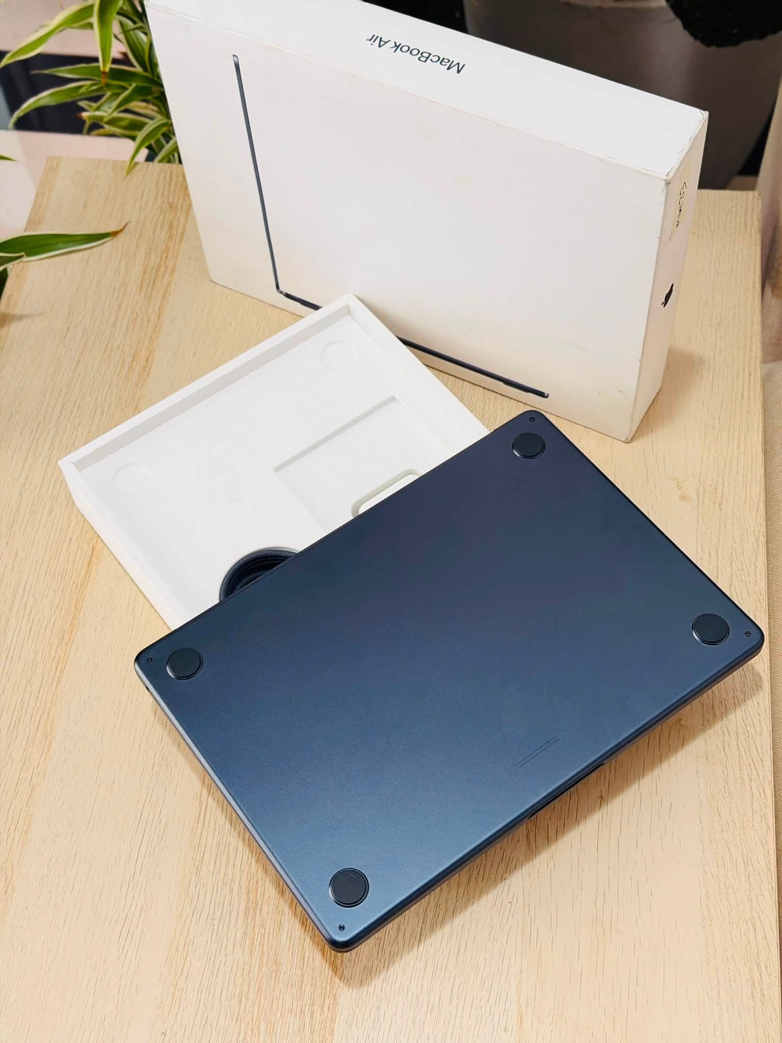 Apple MacBook Air M4 Midnight 16GB/512GB 2025